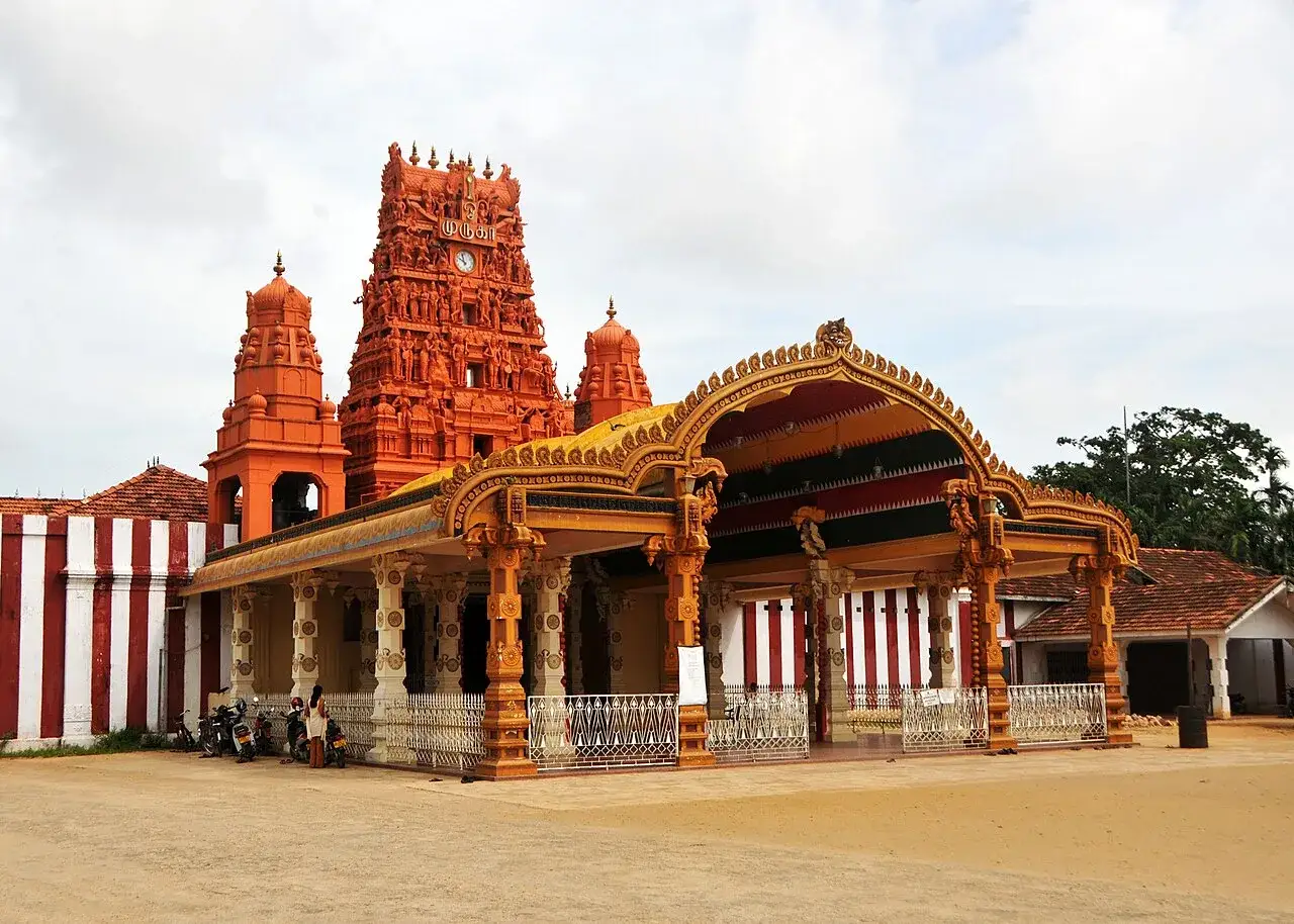 Jaffna City, Nallur Temple and Jaffna Fort — Sri Lanka cultural tour