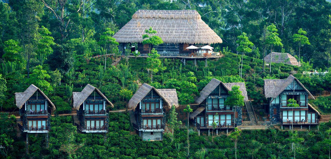 Sri Lanka adventure holiday with a scenic hill country train ride