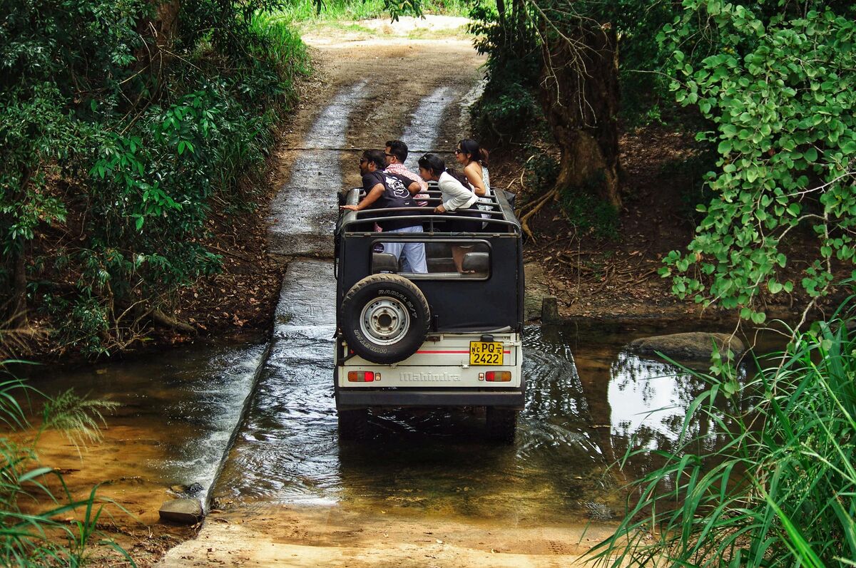 Active Sri Lanka adventure tour through the hill country